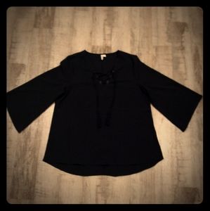 V Neck Crisscross, hanging tassel, black blouse
